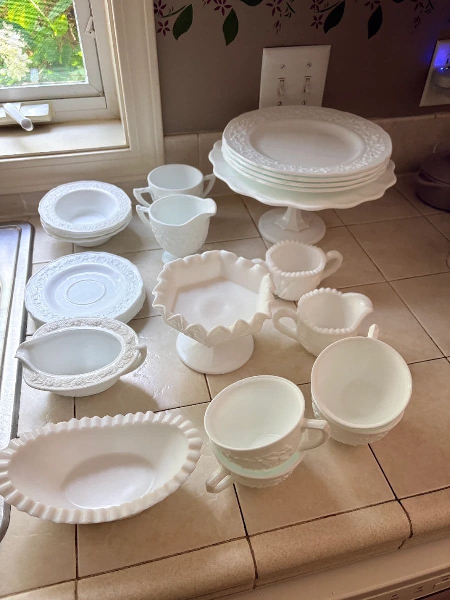 ESTATE SALE – House sold. Everything Must Go! photo 12