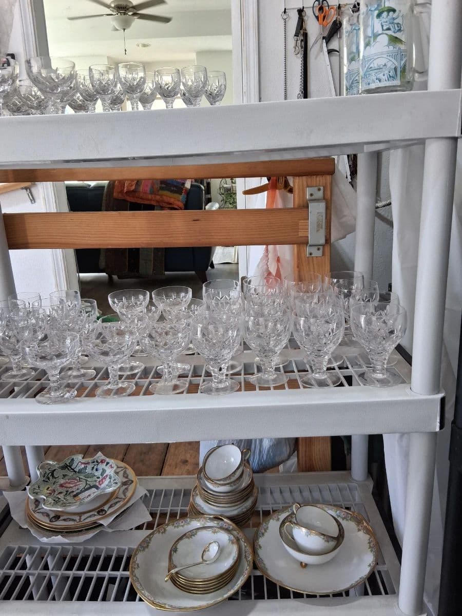 Awesome Estate in Keizer Oregon Antique art and treasures!! photo 6