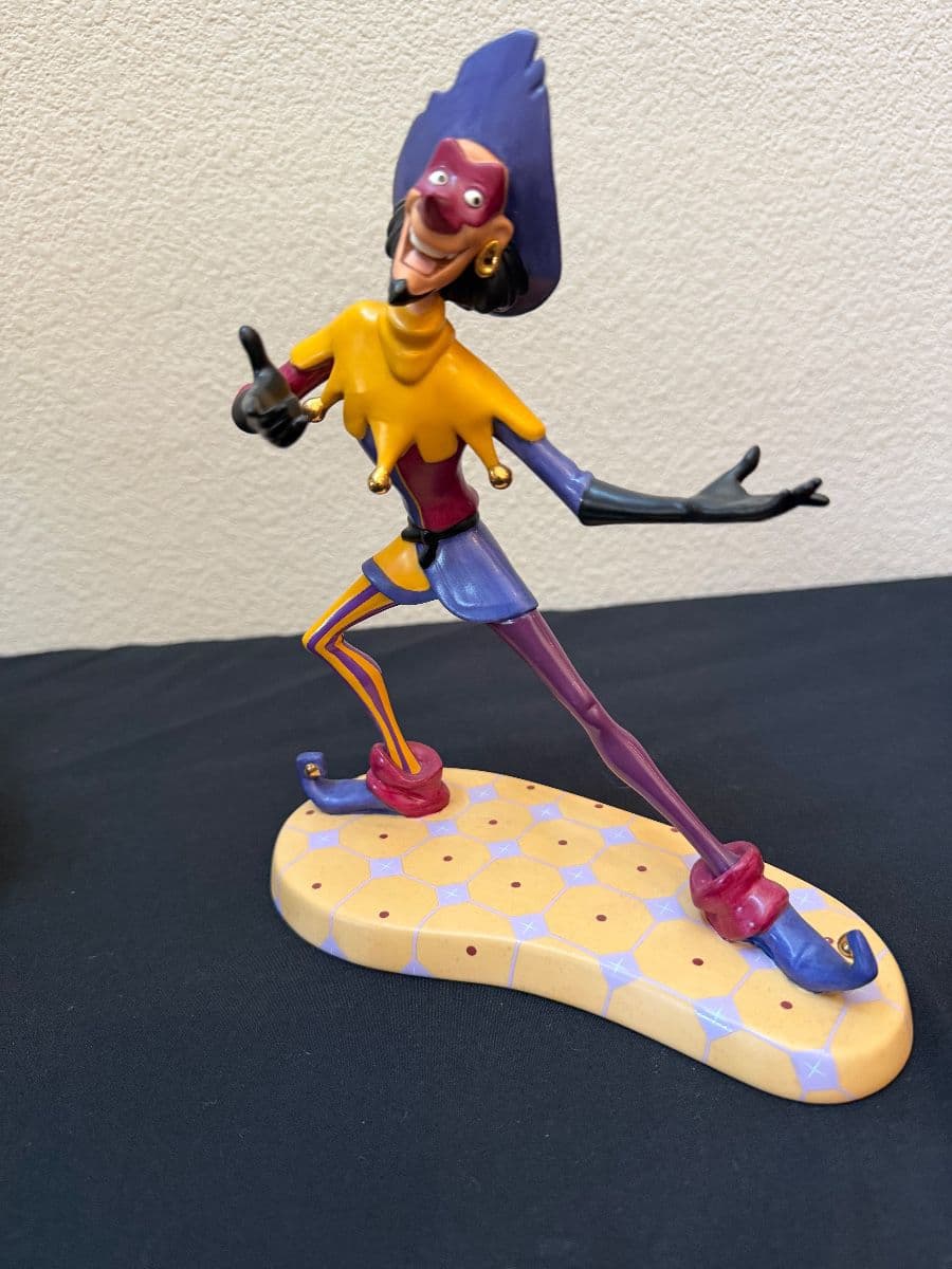 Amazing Disney Anna Lee Christmas Halloween And So Much MoreEstate Sale! photo 5