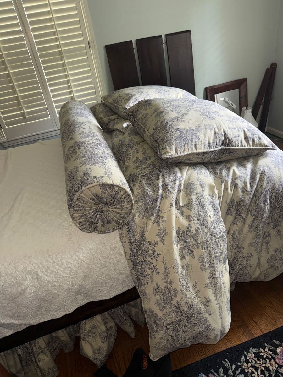 FABULOUS ANTIQUES LEBANON ESTATE SALE photo 4