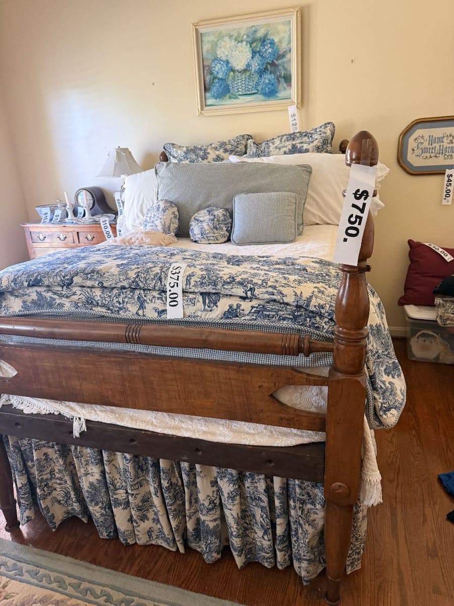 FABULOUS ANTIQUES LEBANON ESTATE SALE photo 1
