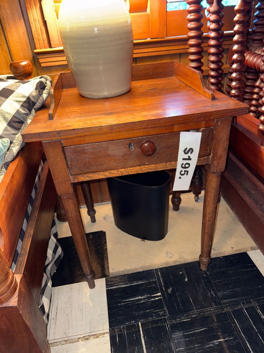 FABULOUS ANTIQUES LEBANON ESTATE SALE photo 11