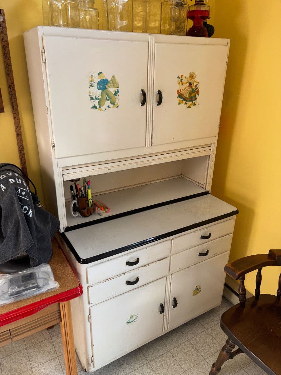 MARATHON EQUIPMENT, TOOL, & COLLECTIBLE ESTATE SALE photo 8