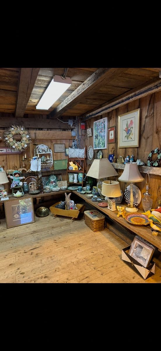 Huge Vintage & Antique Sale Golden Ball Tavern Museum Sept 26 photo 3
