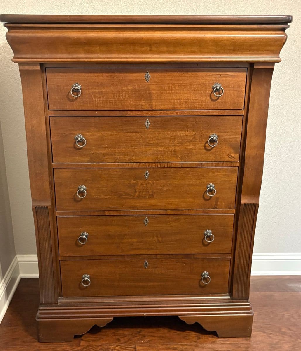 Blue Moon North Richland Hills Decor Antiques and More photo 10