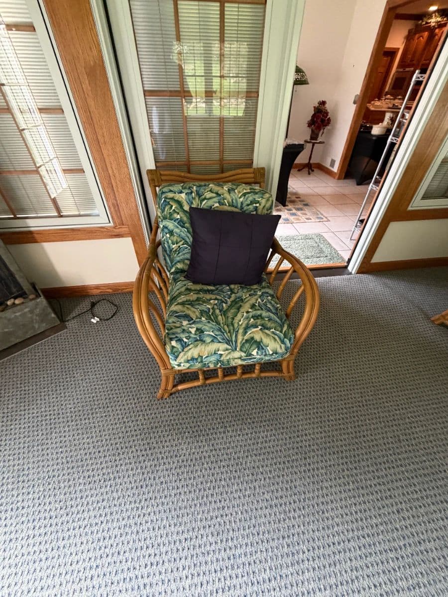 PACKED UNIONTOWN ESTATE SALE – Beautiful Furniture, China, Crystal, Purses, Jewelry & More! photo 12