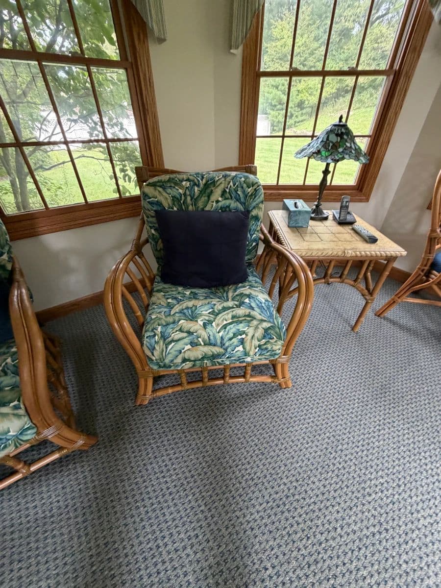 PACKED UNIONTOWN ESTATE SALE – Beautiful Furniture, China, Crystal, Purses, Jewelry & More! photo 3