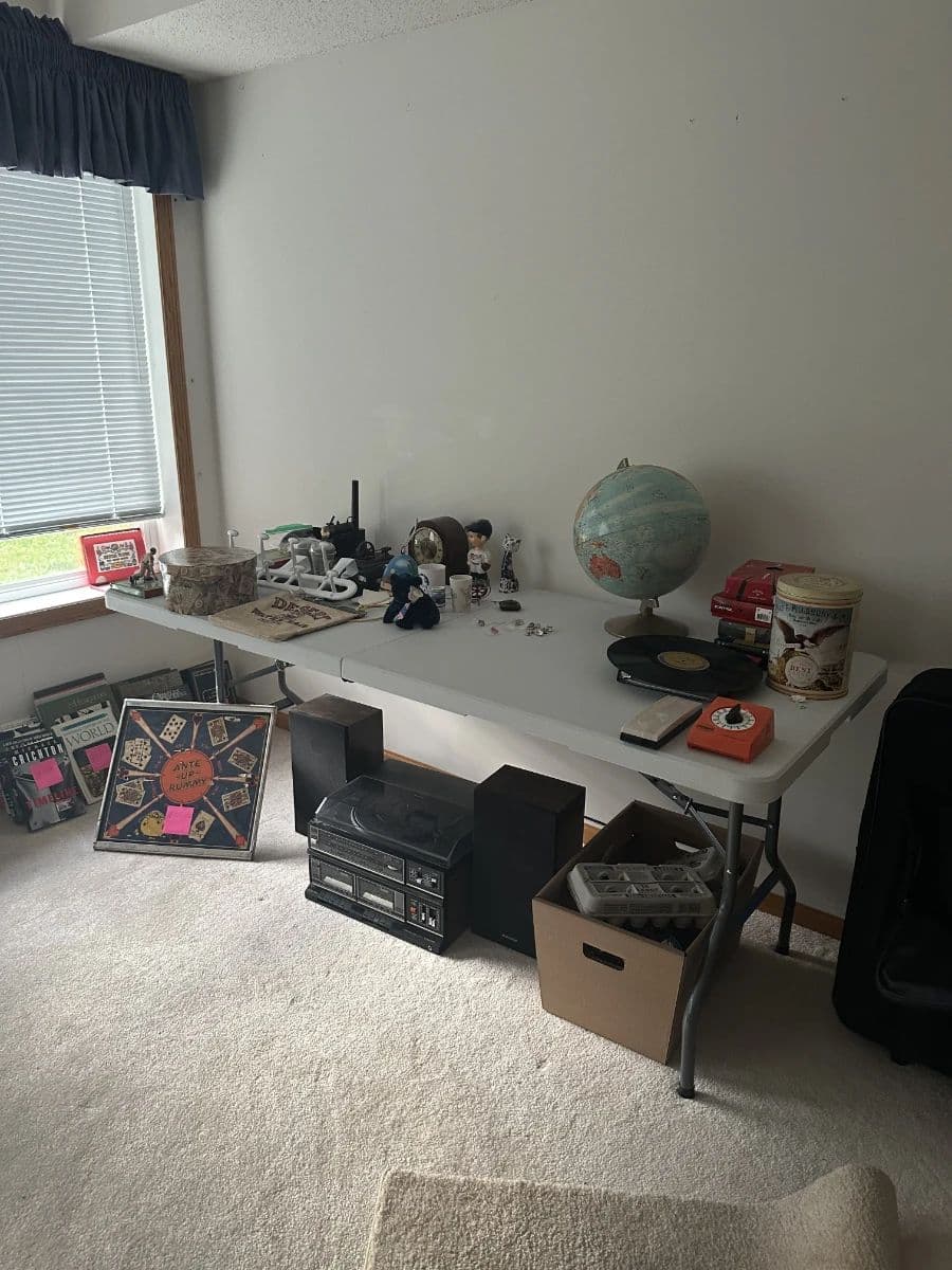 Lakeville Family Estate sale photo 7