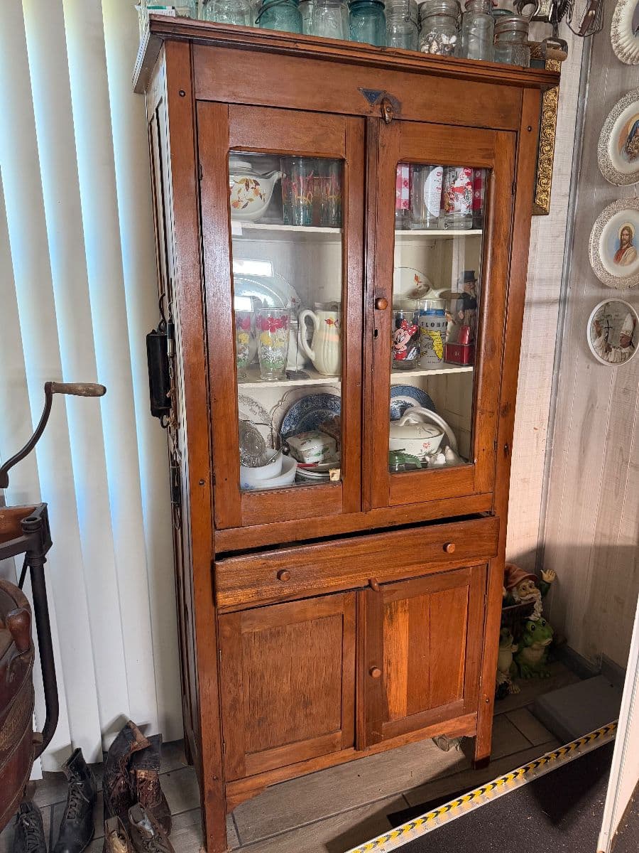 Worth the drive! Slayden Antiques Treasure Trove! photo 6