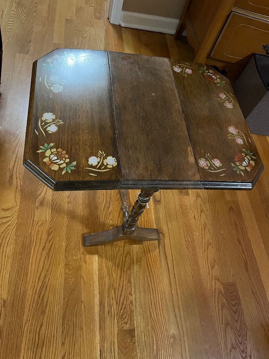 The Estate of Mae Johnson of Dalton hosted by Blake Bowen Auctions Inc. photo 3