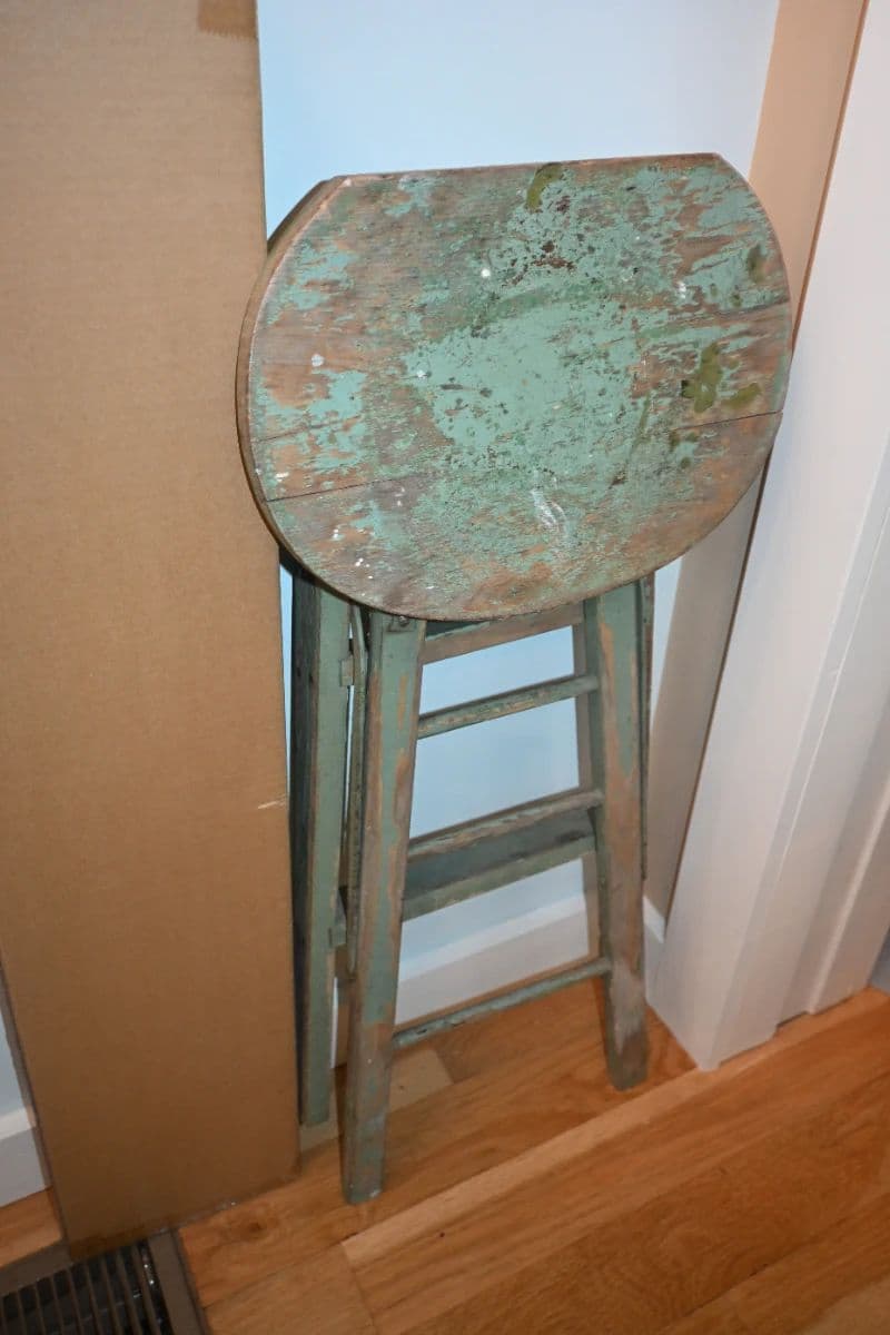 Hampton Bays IN PERSON Tag Sale: MCM / Vintage Collectibles, Clothing, Garden, Much Much More photo 7