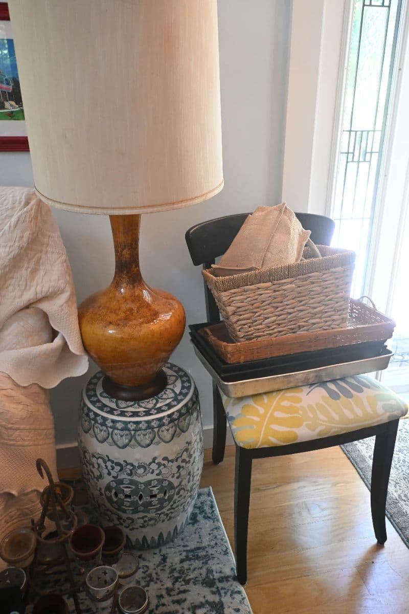 Hampton Bays IN PERSON Tag Sale: MCM / Vintage Collectibles, Clothing, Garden, Much Much More photo 10