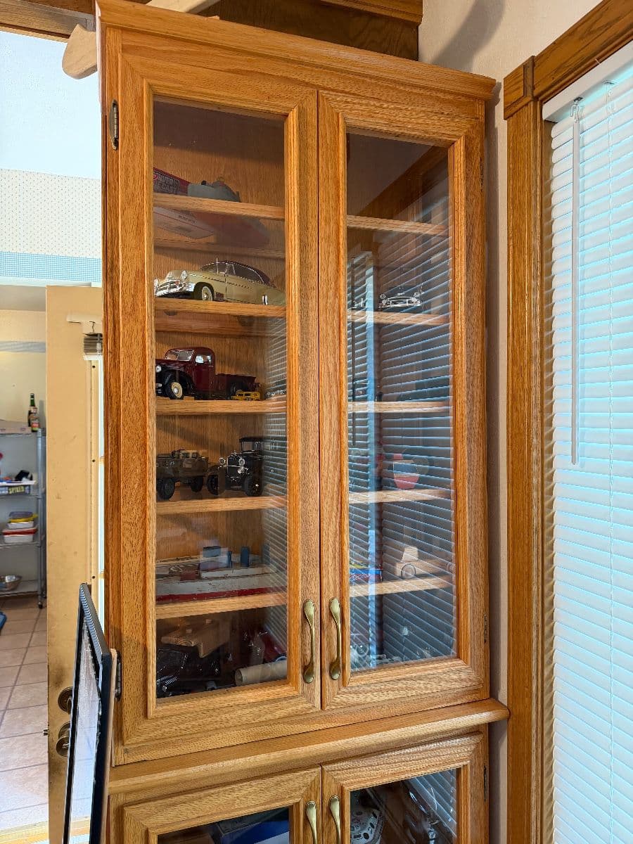 Robert Norenberg family Estate Sale photo 3