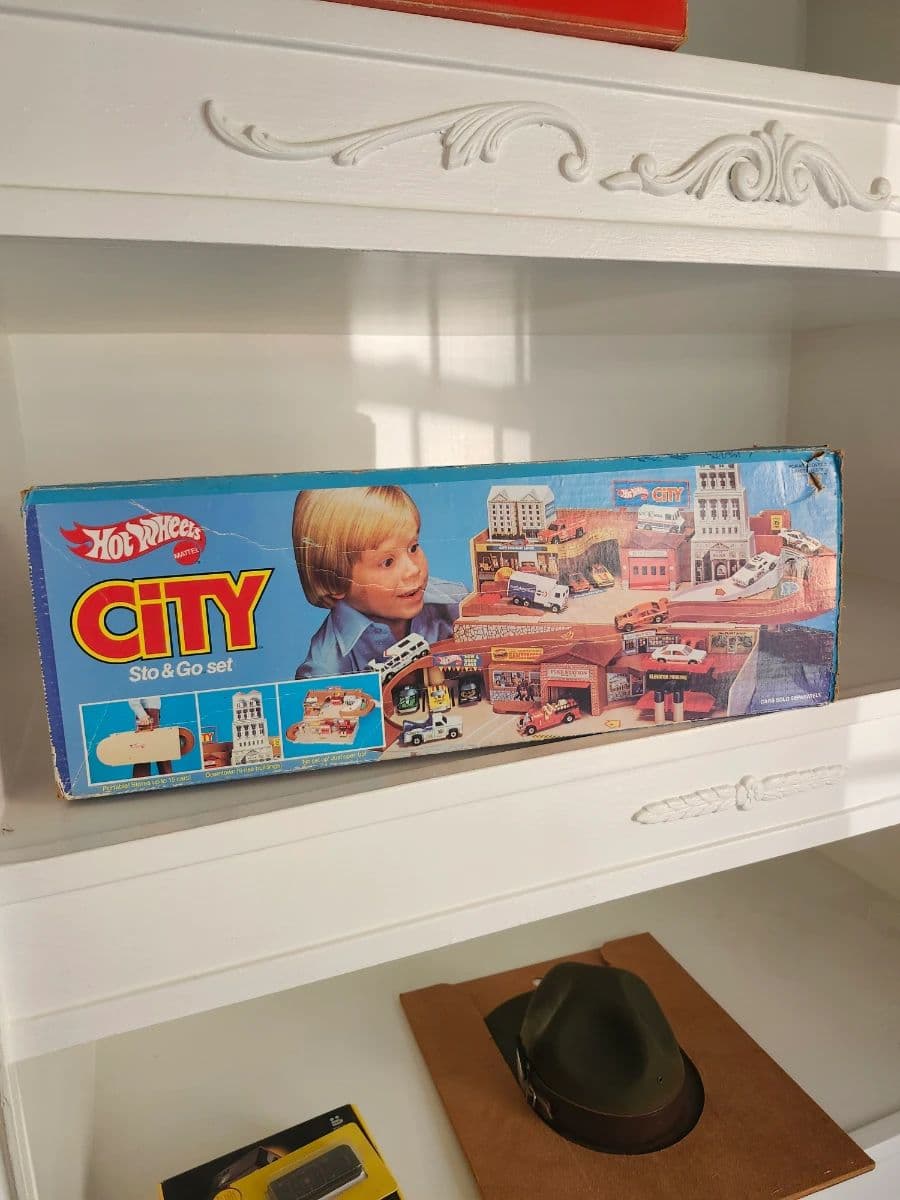 GREAT NIPPERS CORNER ESTATE SALE!!! photo 1