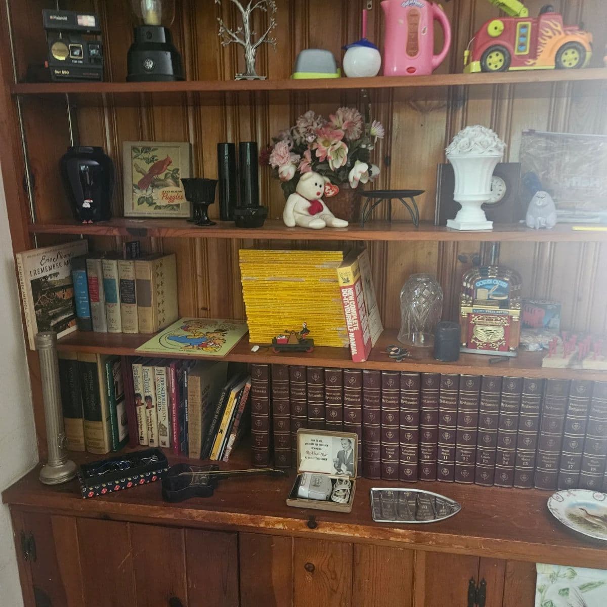 Old Home in Downtown Mooresville Estate Sale photo 7