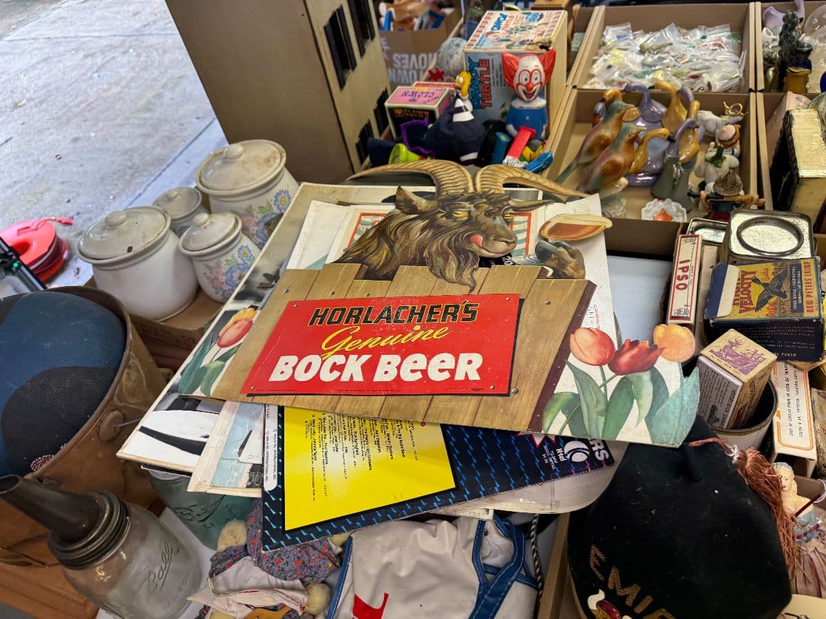 Huge Auction Euclid Beach Signs Face Jugs Advertising Gas Oil Apothecary Bottles Toys Cans Antiques photo 5