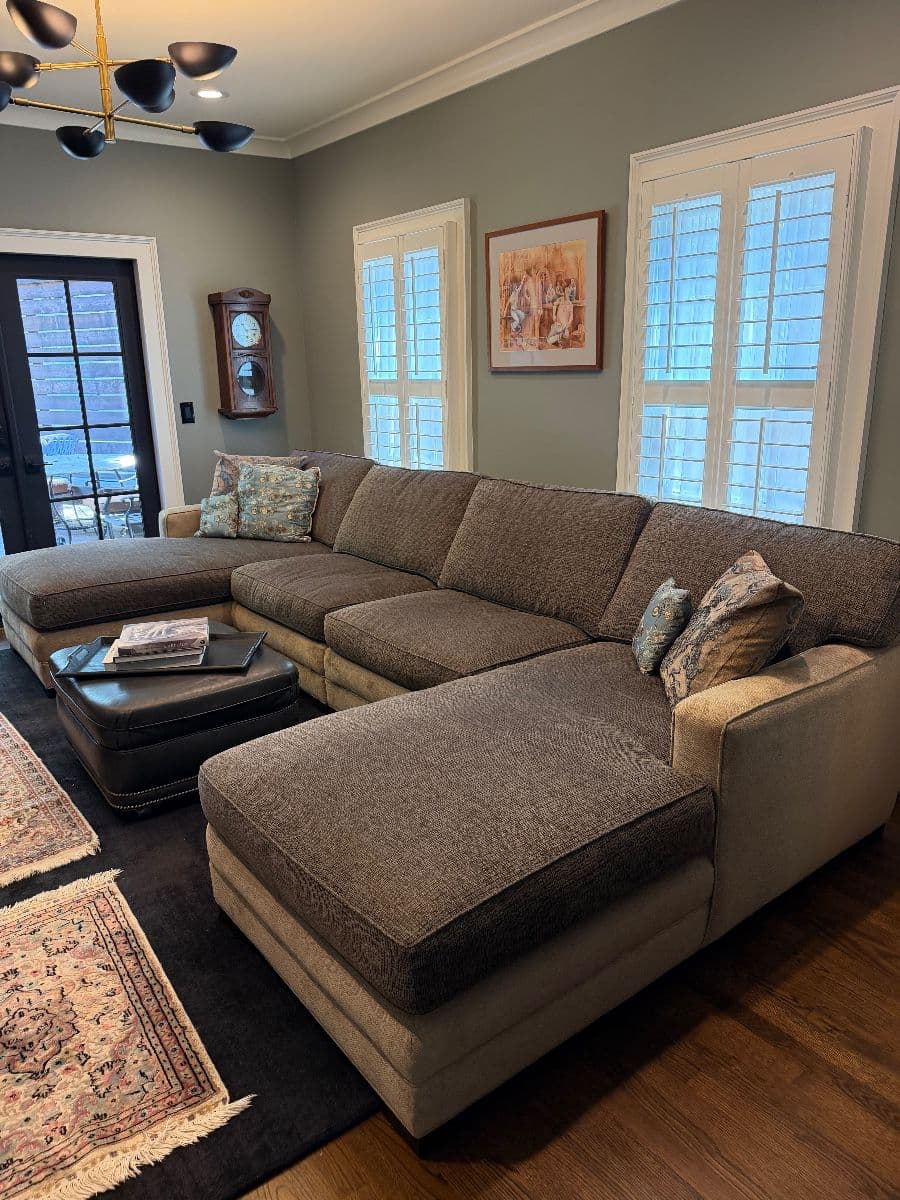 BEAUTIFUL VIRGINIA HIGHLANDS ESTATE - HERMES, CHANEL, ARTWORK, ORIENTAL RUGS photo 9