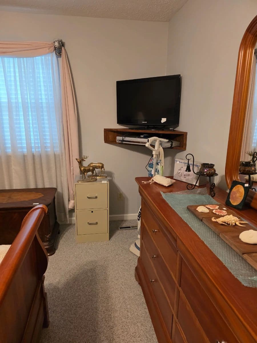 Super K Sales Estate Sale photo 2