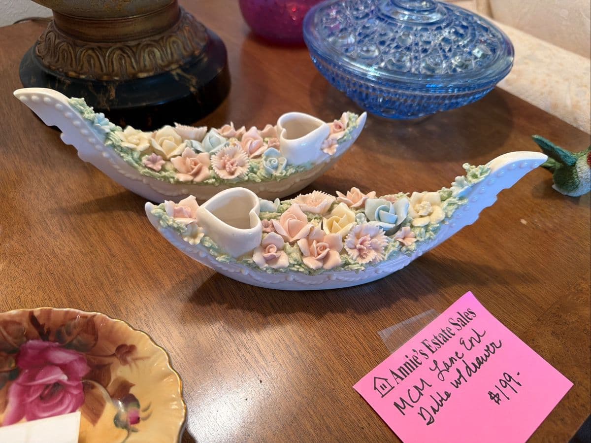 Annies Estate Sales~ Wedgewood Fort Worth photo 8