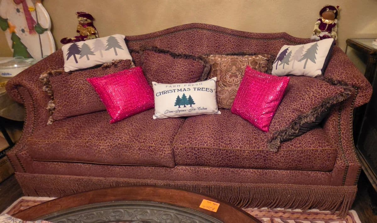 ESTATE SALE- HOME FOR THE HOLIDAYS photo 7