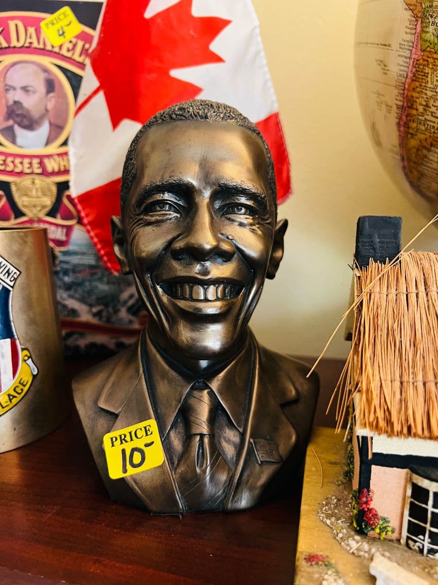 Crewilla Drive Estate sale photo 9