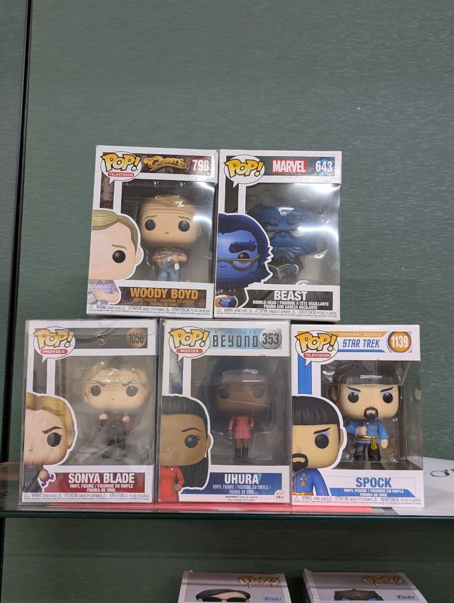 Dempsey Auctions Funko Pops, Designer handbags, Silver coins, Jewelry photo 3