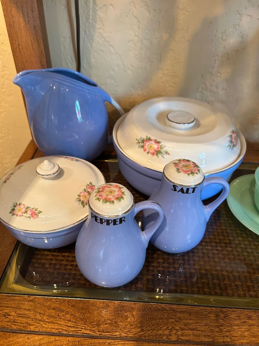 NICE PECULIAR ESTATE SALE photo 5