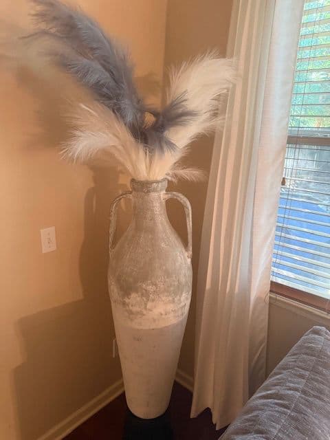 Smyrna professionally decorated home a stagers dream photo 11