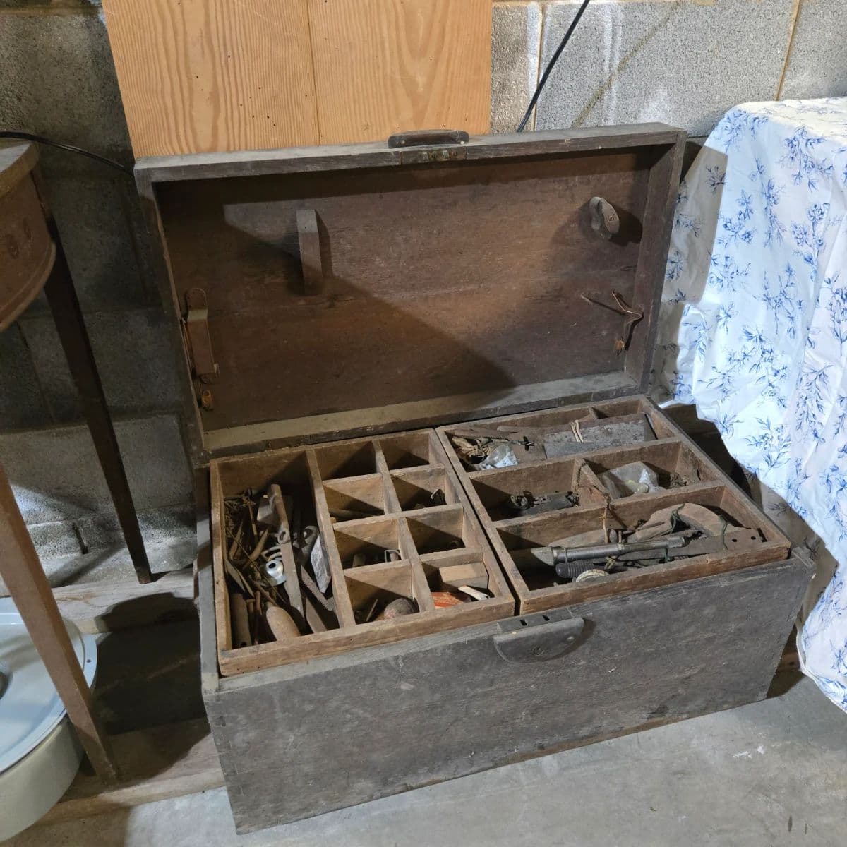 Antiques & Collectibles photo 1
