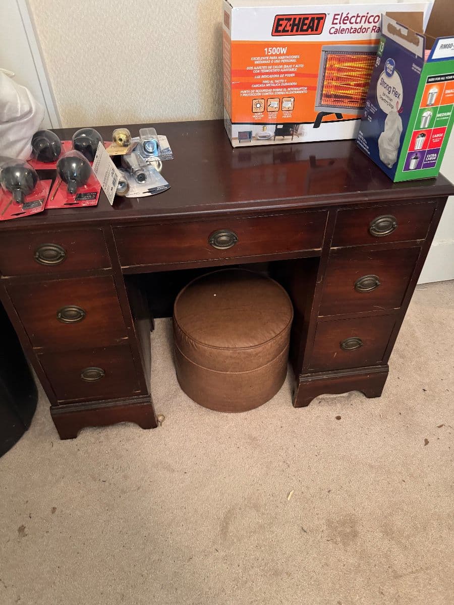 Mike D Estates / Back in time / Vintage / Antiques / Primitive / time capsule photo 3