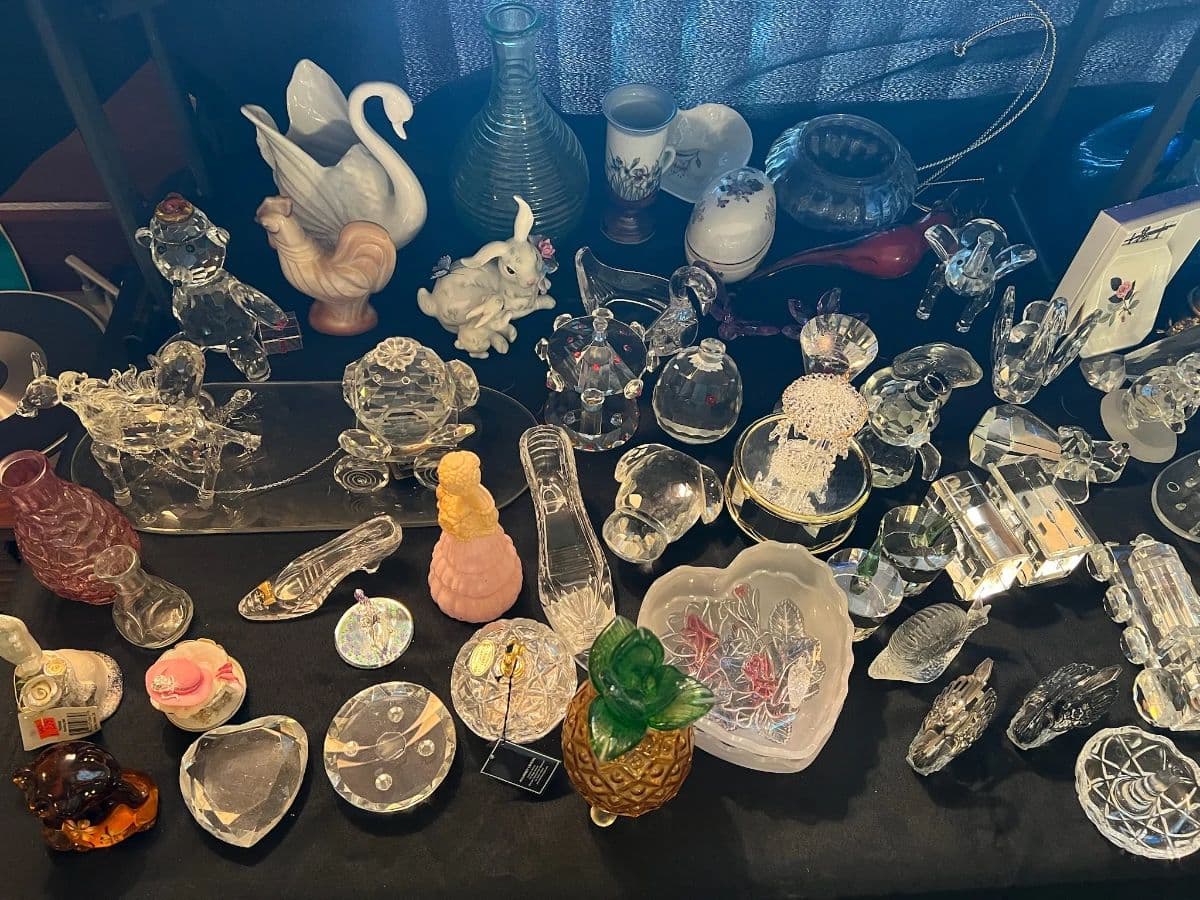 Collector's Treasure Trove Estate Sale in NW Bradenton photo 3