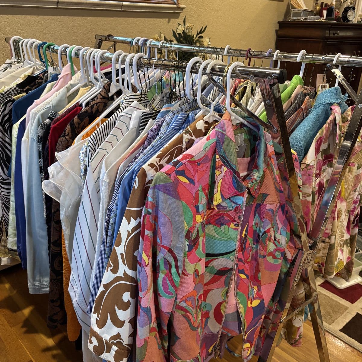 KISMET ESTATE SALES invites you to a shopper's dream! Decor, fashion and vintage galore! photo 7