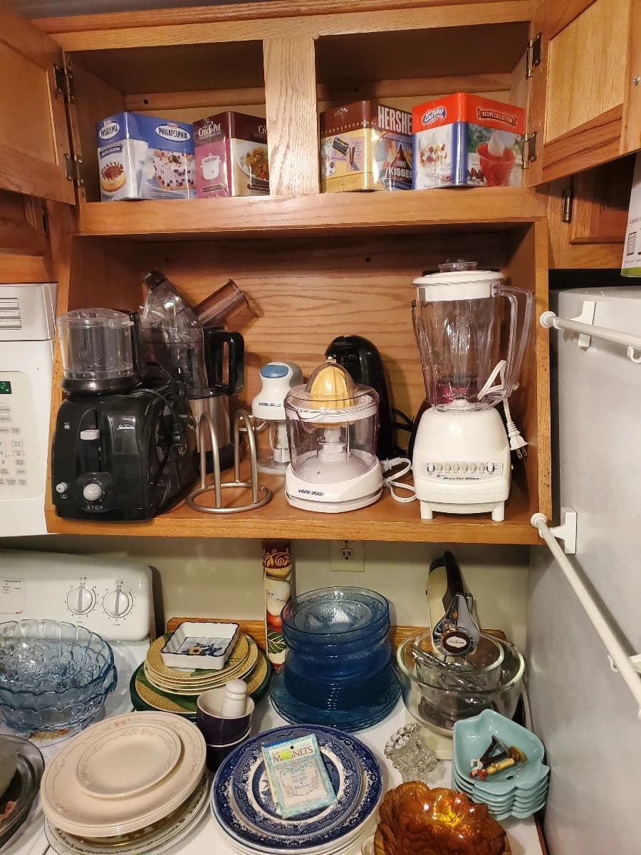 JC's House of Clutter - PACKED House, Lots of New in the Box, Resellers Delight photo 10