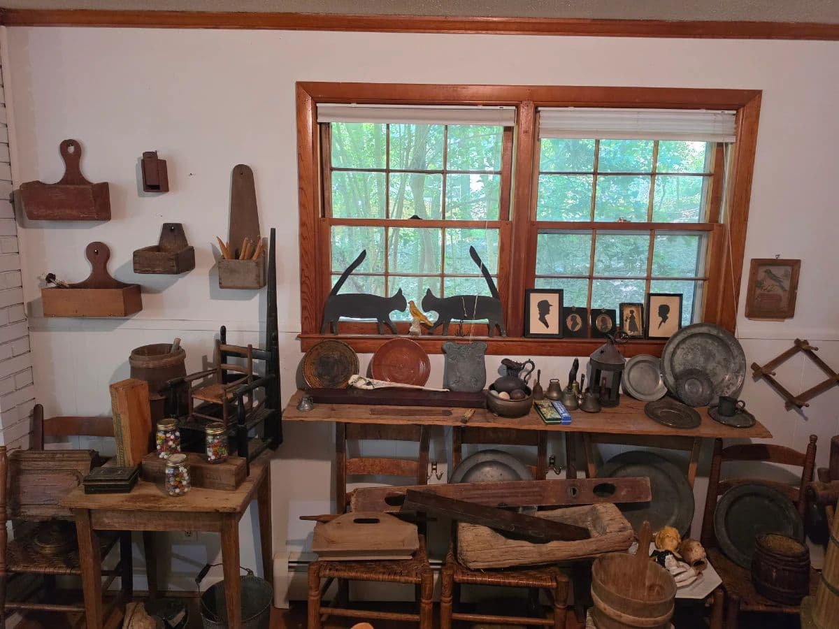 ESTATE TAG SALE! Picker Heaven! Primitives, Folk Art, Arrow Heads, Instruments & Tons of Tools photo 3