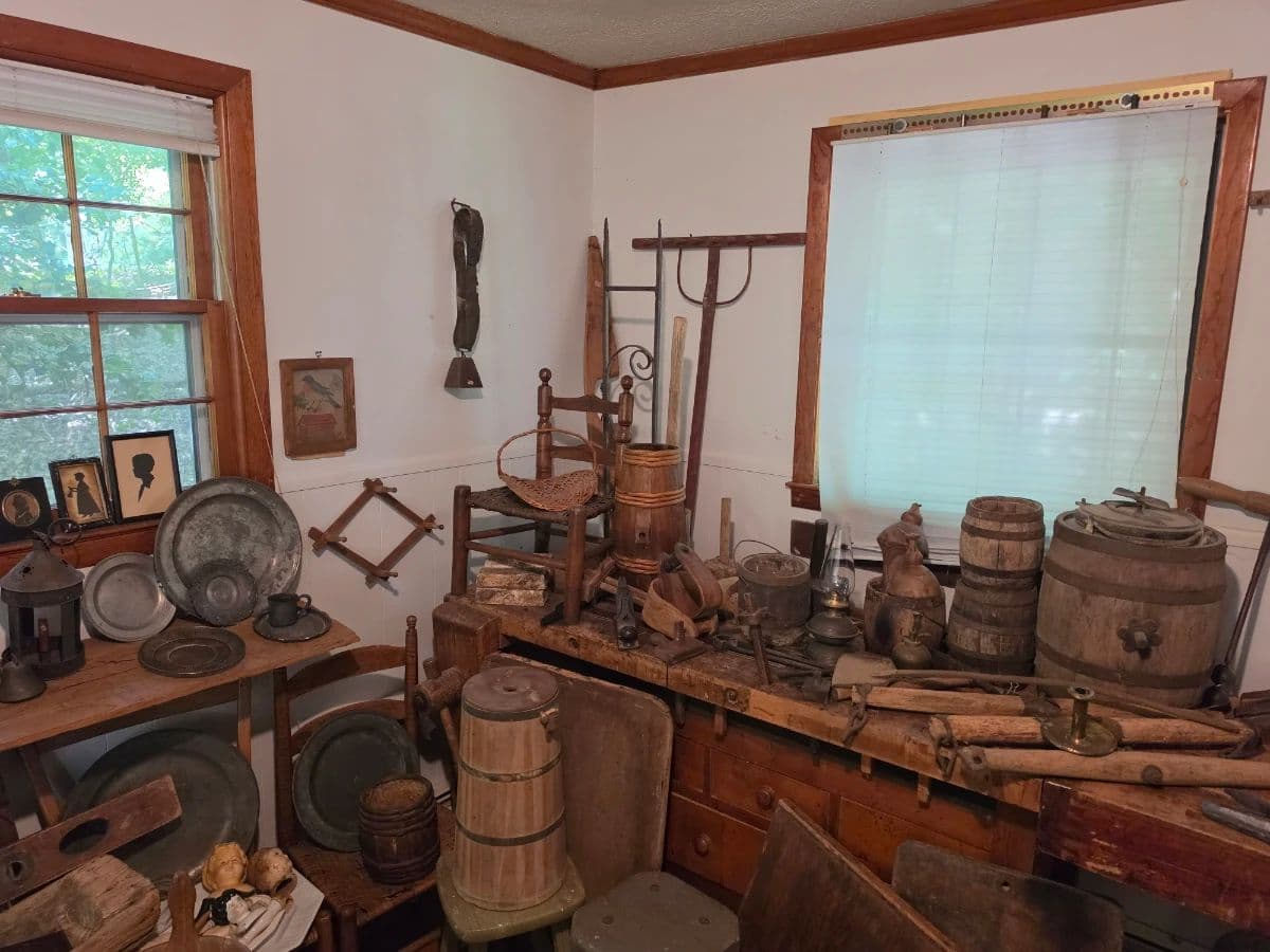 ESTATE TAG SALE! Picker Heaven! Primitives, Folk Art, Arrow Heads, Instruments & Tons of Tools photo 4
