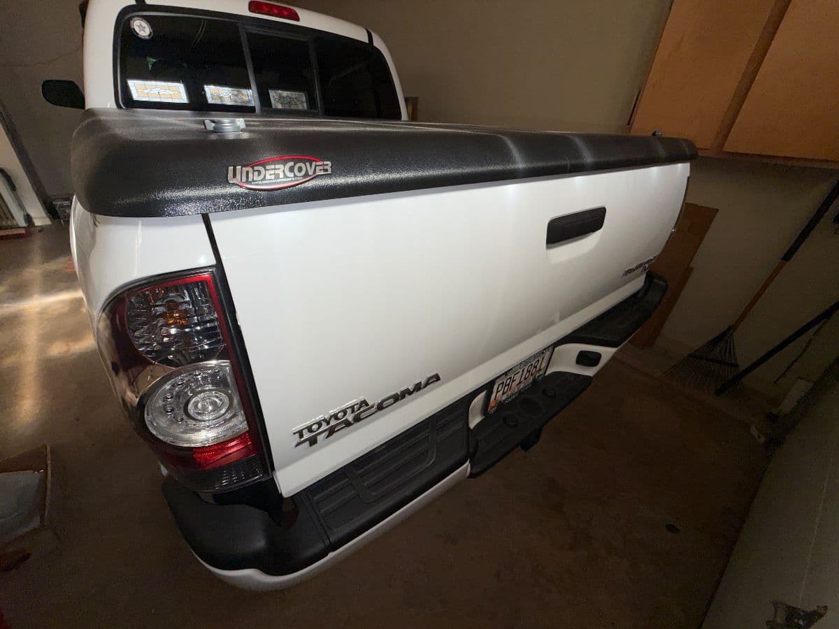 TRUCK & HOUSEHOLD - CASTLE ESTATE SALES by Steve & Deanna photo 8