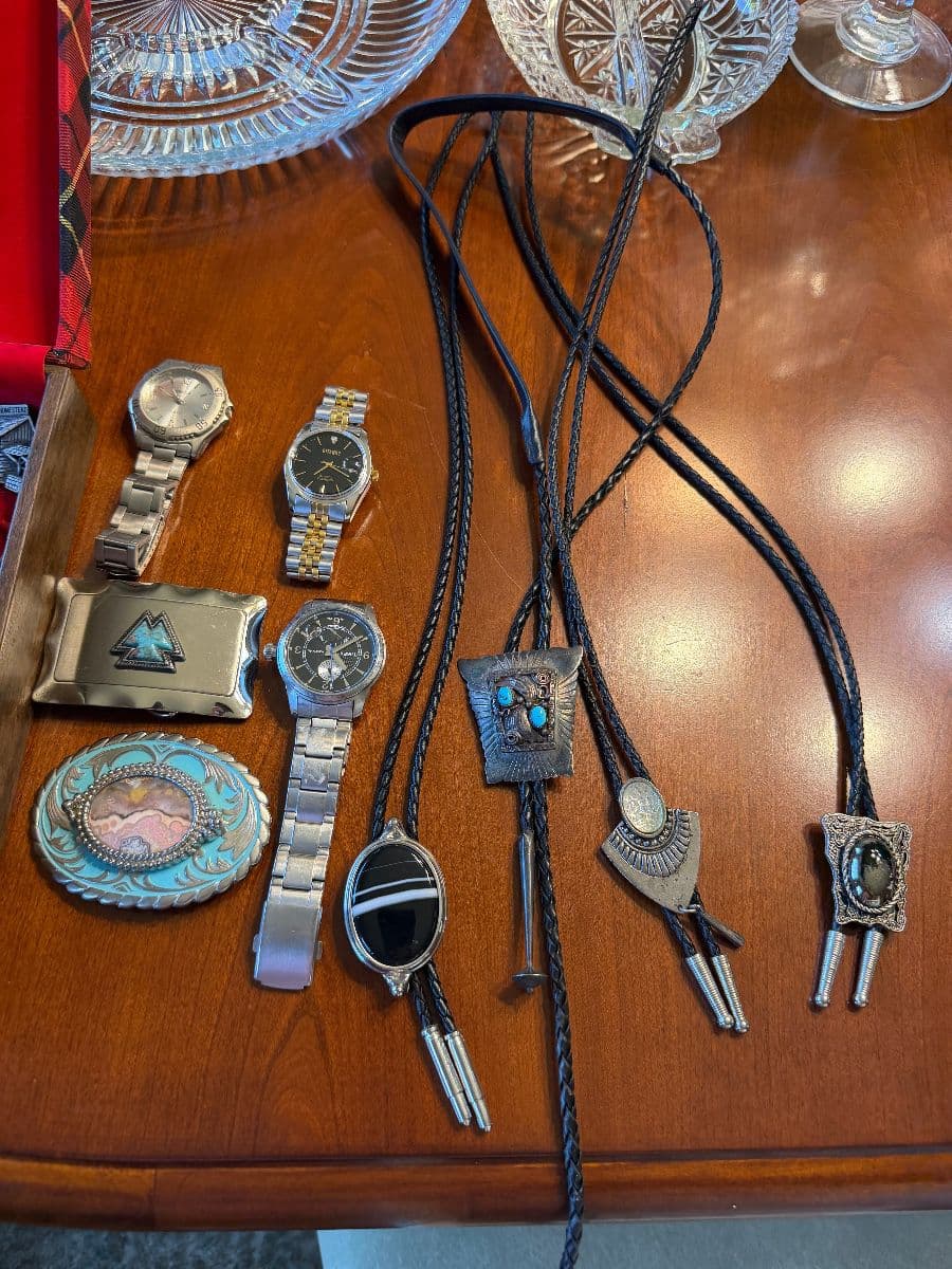 Clean Country Estate Sale with Ray-Ban Meta Glasses, Power Reclining Furniture & More photo 7