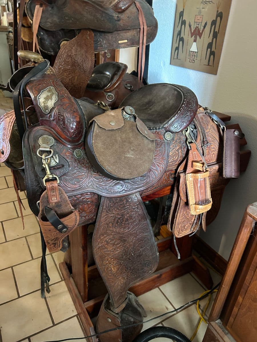 East Meets Wild, Wild West photo 2