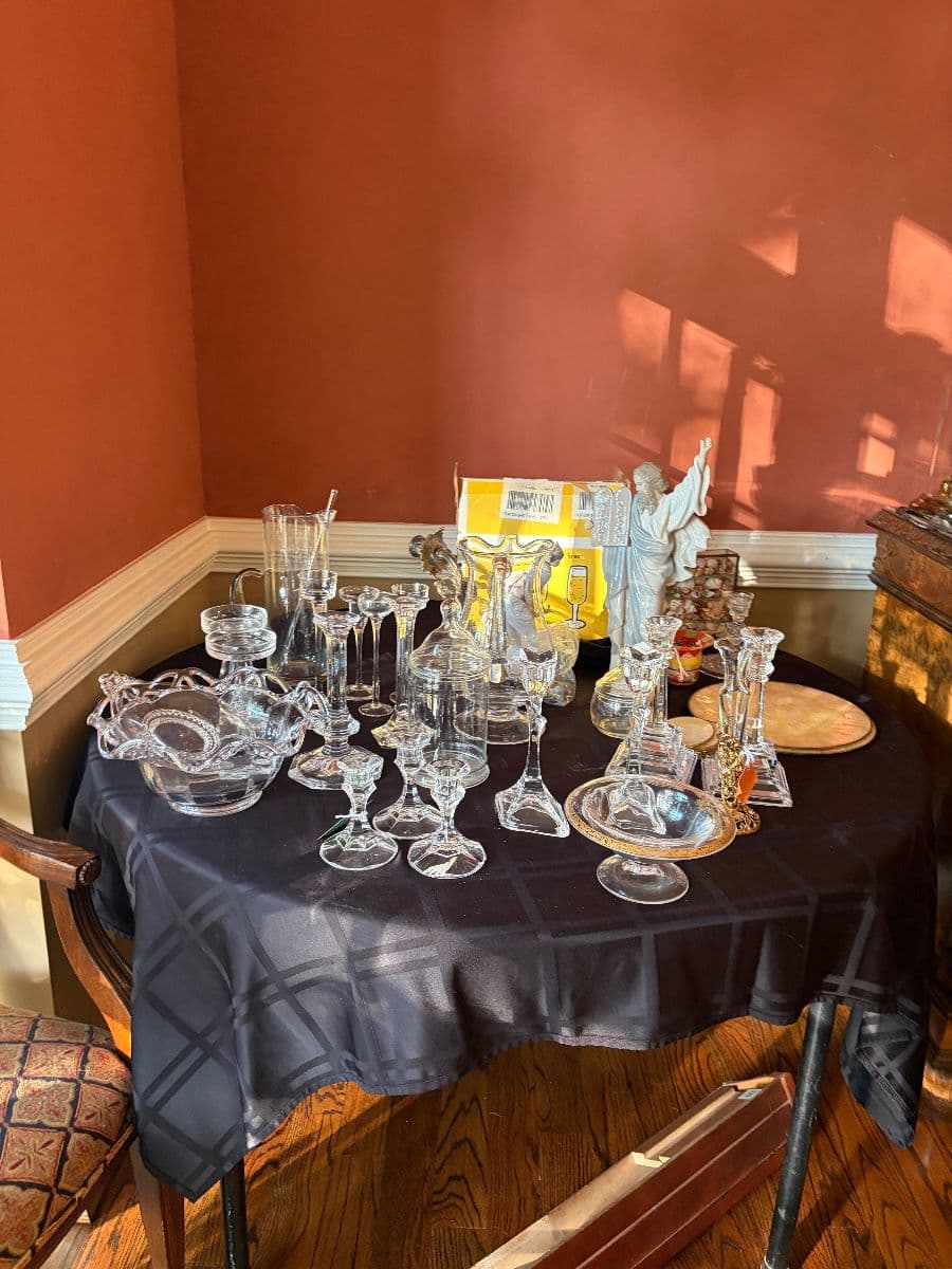 Antiques and Decor Dealer Moving Sale photo 8