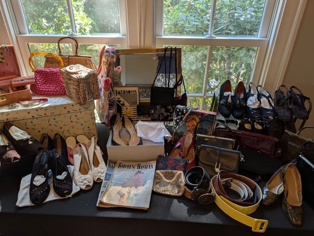 Packed East Sacramento Vintage Estate Sale – 1950s, MCM, Clothing, Books & Decor. photo 8