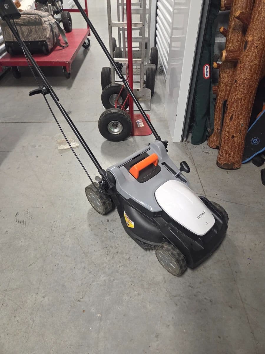 Callihan auction co. No reserve auction! photo 5
