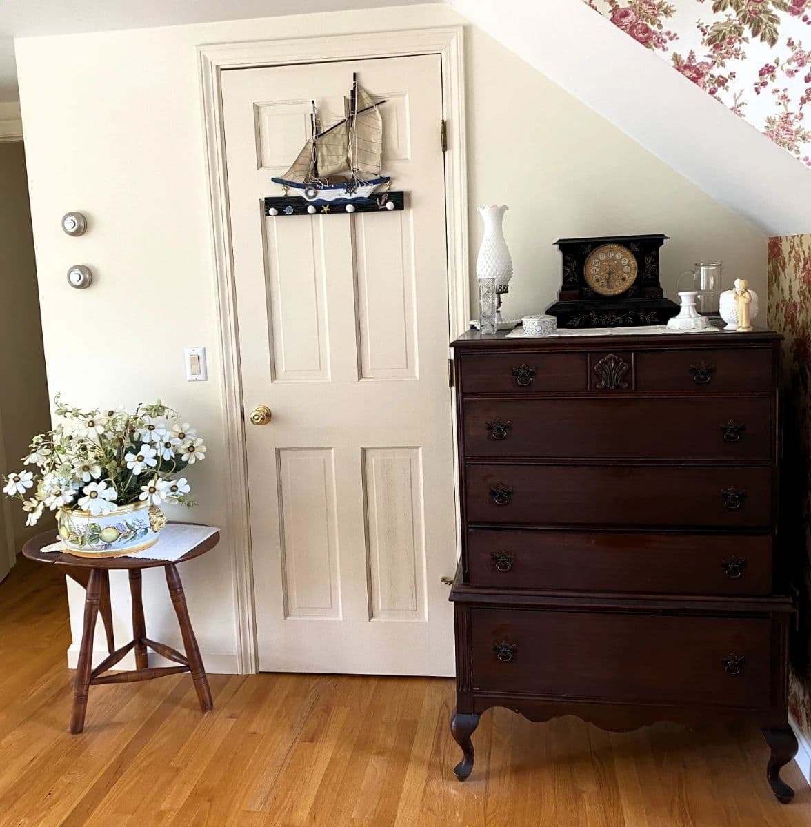 CHARMING ELEGANCE IN EAST ORLEANS! EVERYTHING MUST GO! photo 8