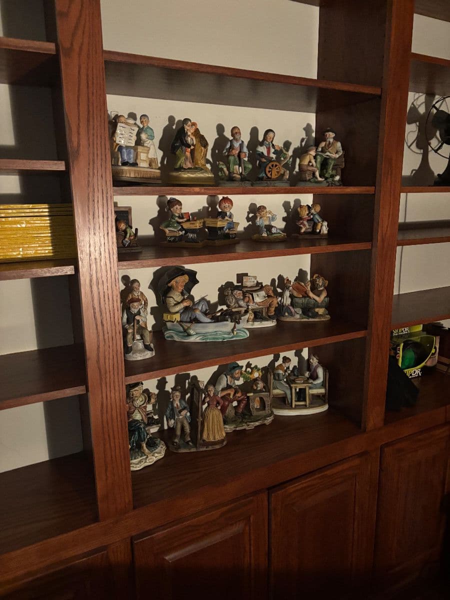 A1 Valparaiso Amazing Furniture Collectibles Toys Tools Decor photo 11