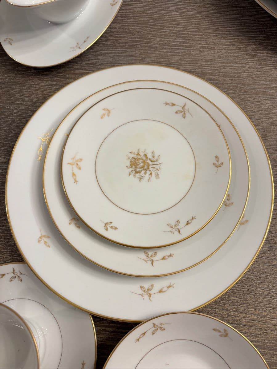 Estate Sales Plus Sale in Deerfield! photo 12