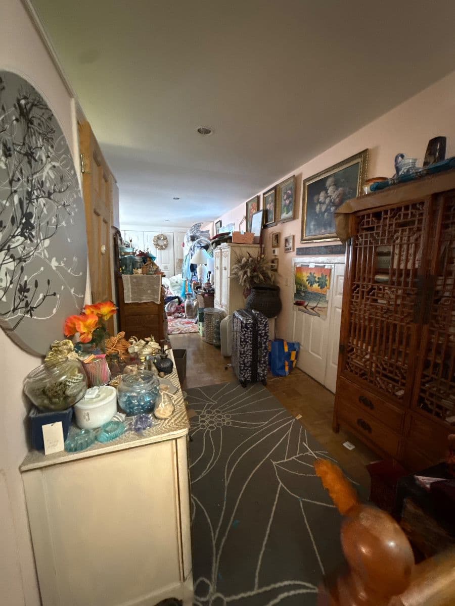 Fully packed house, boat, RV sheds, & basement full hosted by Vintage Market photo 1