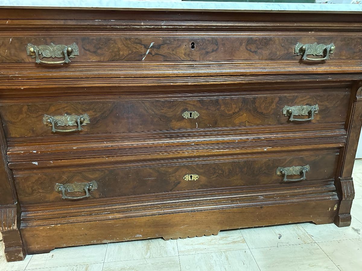 A 96-yr-old couple’s ANTIQUE ESTATE SALE. photo 6