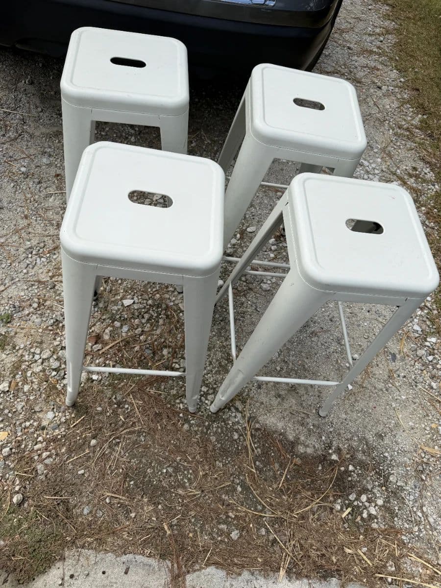 Deceased / Moving Sale photo 7