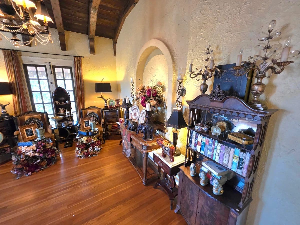 Integrity Estates A Tuscan Villa Spectacular! photo 5