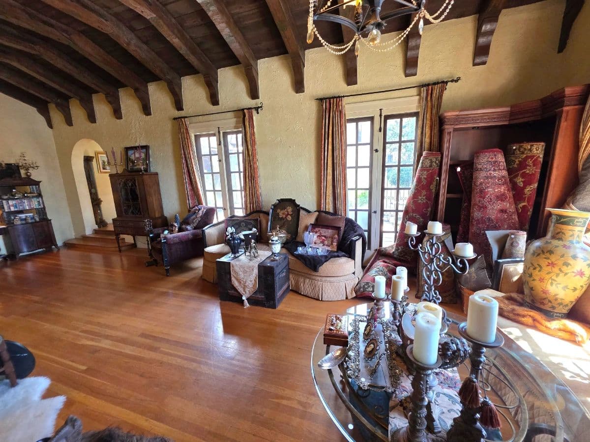 Integrity Estates A Tuscan Villa Spectacular! photo 9