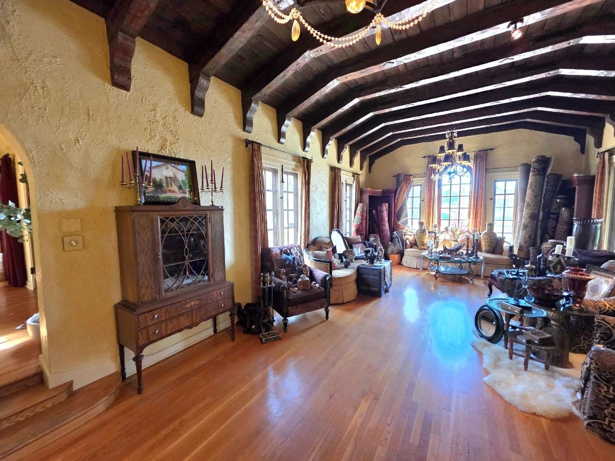 Integrity Estates A Tuscan Villa Spectacular! photo 7